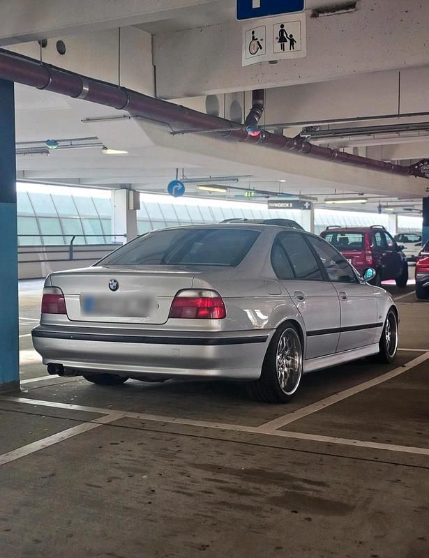 Gebraucht BMW 528 Shadowline 193 PS (141 kW) 1998 Silber Limousine