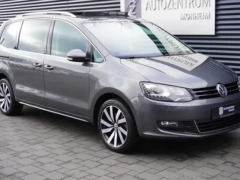 Second-hand VW Sharan 150 CP (110 kW) 2018 Gri Monovolum
