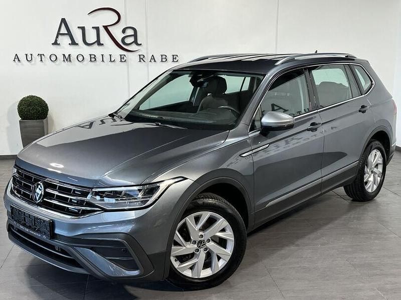 Gebraucht VW Tiguan Allspace Life 150 PS (110 kW) 2022 Platinum grey SUV