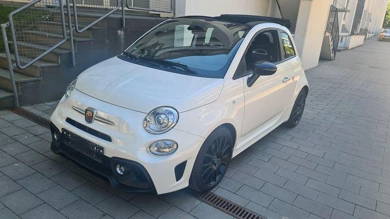 Weiß Gebraucht 2023 Abarth 595C Cabrio | 22.795 € (Guter Preis) - Bild 1/4