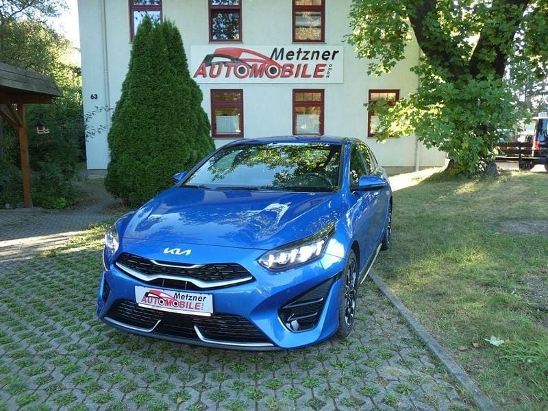 Gebraucht Kia ProCeed 140 PS (102 kW) 2024 Blau Kleinwagen