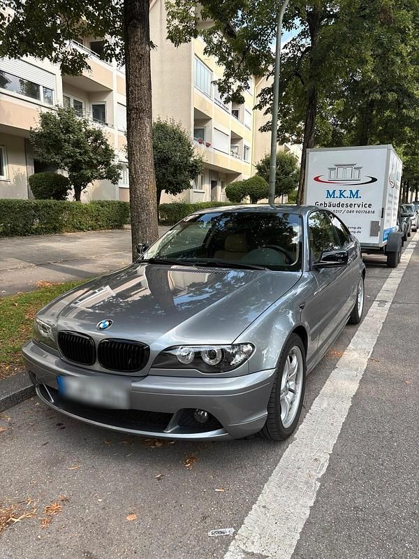 Grau Gebraucht 2003 BMW 320 Coupé | 5.999 € (Etwas zu teuer) - Bild 1/4