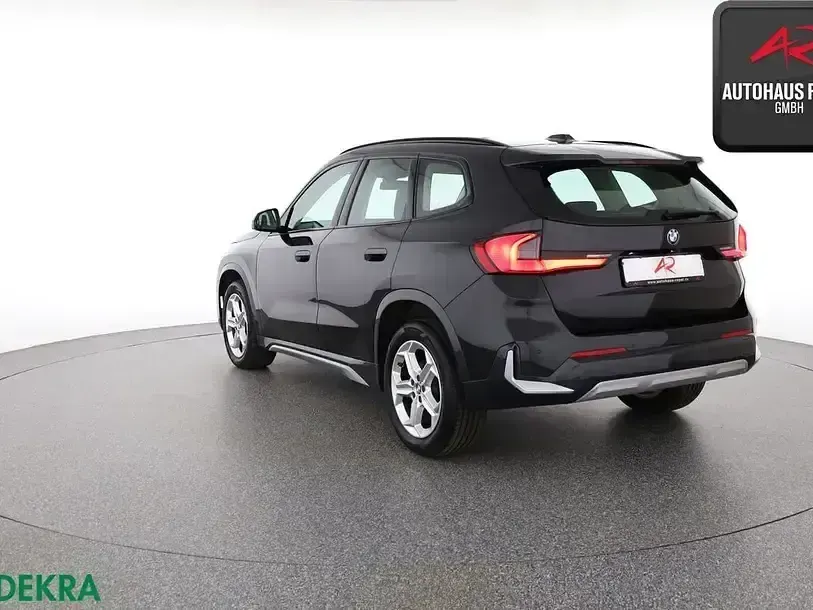 Używany BMW X1 xLine 150 KM (110 kW) 2023 Czarny SUV
