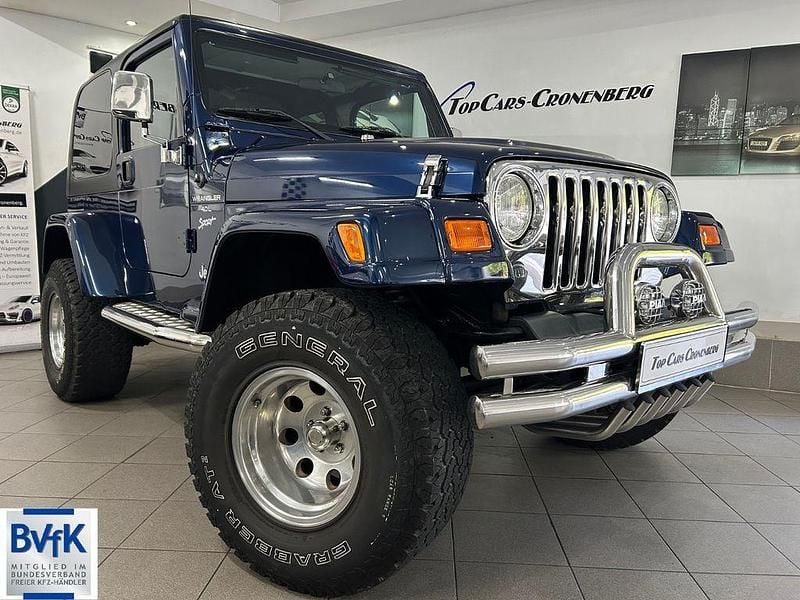 Patriot blue pearl coat Gebraucht 2002 Jeep Wrangler Sport SUV | 24.950 € (Etwas zu teuer) - Bild 1/4