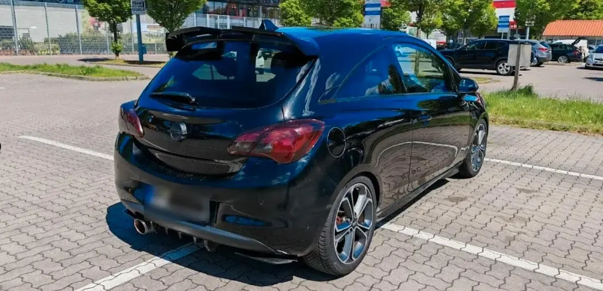 Gebraucht Opel Corsa 150 PS (110 kW) 2018 Schwarz Kleinwagen