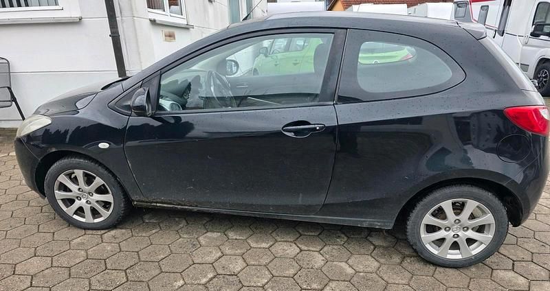 Gebraucht Mazda 2 86 PS (63 kW) 2009 Schwarz Kleinwagen