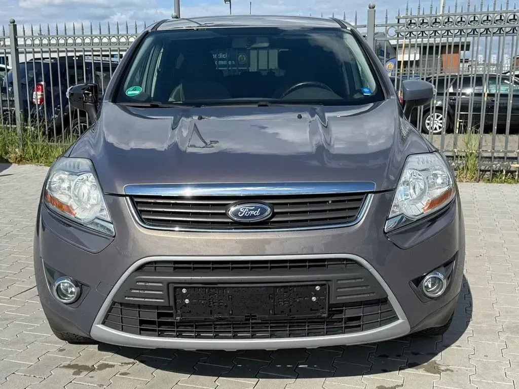 Gebraucht Ford Kuga Trend 140 PS (102 kW) 2012 Braun SUV