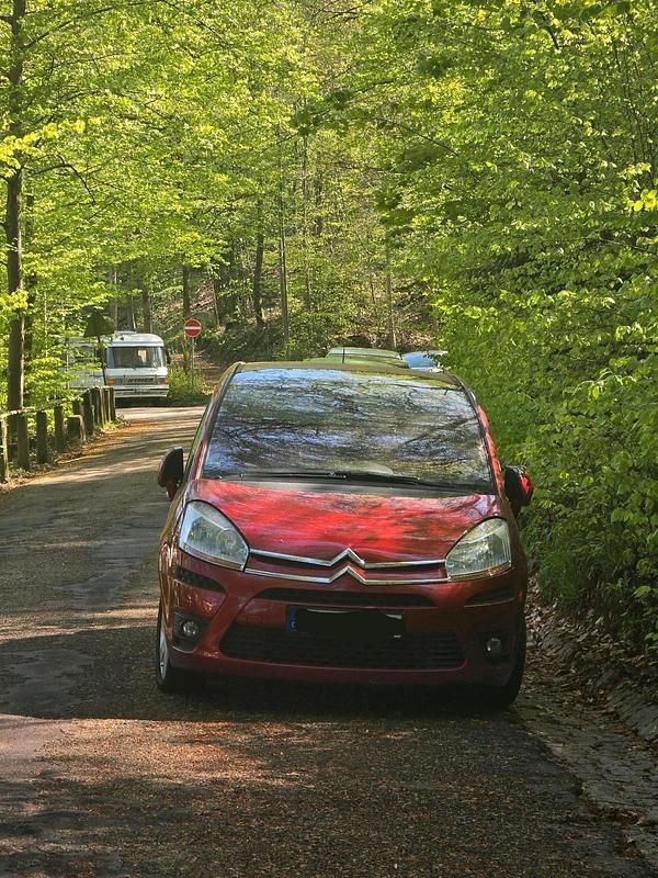 Gebraucht Citroën C4 Picasso 120 PS (88 kW) 2009 Rot Van / Kleinbus