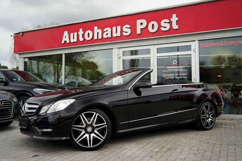 Obsidianschwarz metalliclack Gebraucht 2013 Mercedes E350 Cabrio | 22.499 € (Fairer Preis) - Bild 1/4
