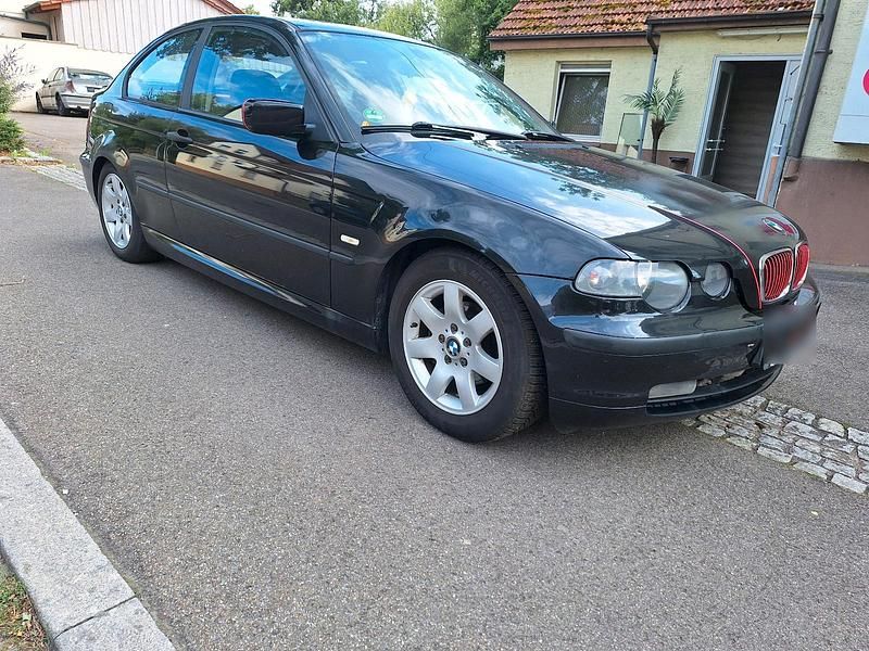 Gebraucht BMW 316 115 PS (84 kW) 2003 Schwarz Coupé