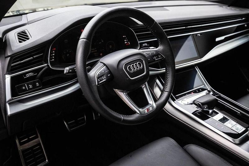 Gebraucht Audi Q8 Proline 286 PS (210 kW) 2018 Grau SUV