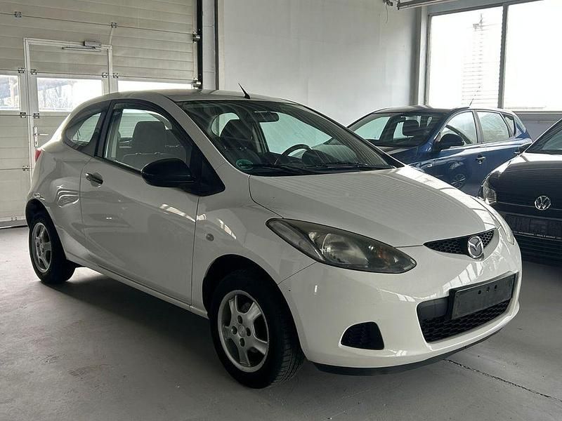 Gebraucht Mazda 2 Impuls 75 PS (55 kW) 2010 Weiß Kleinwagen