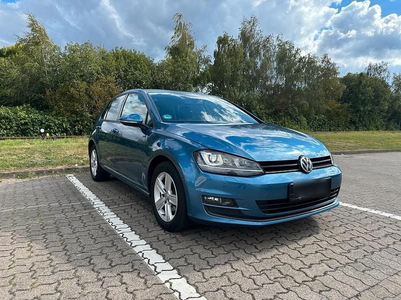 Blau Gebraucht 2013 VW Golf VII Limousine | 9.500 € (Fairer Preis) - Bild 1/4