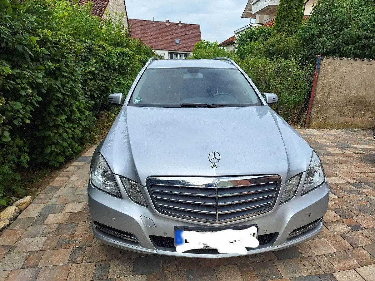 Usata Mercedes E220 170 CV (125 kW) 2012 Argento Station wagon