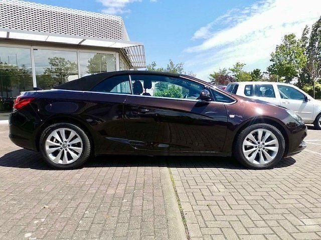 Gebraucht Opel Cascada 170 PS (125 kW) 2017 Braun Cabrio