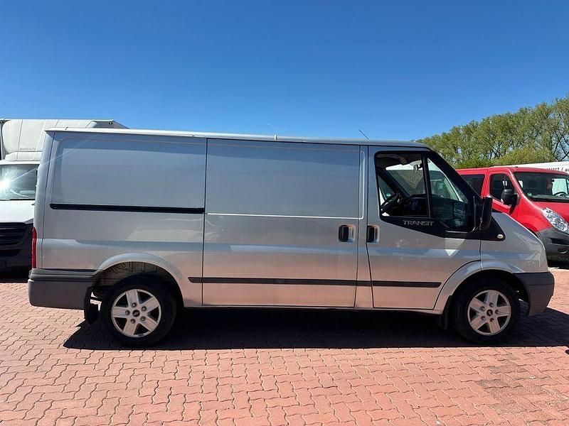 Second-hand Ford Transit 125 CP (91 kW) 2012 Argintiu Monovolum