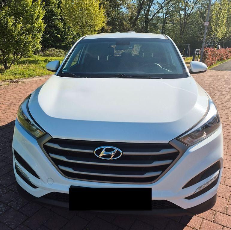 Gebraucht Hyundai Tucson Classic 132 PS (97 kW) 2016 Weiß SUV