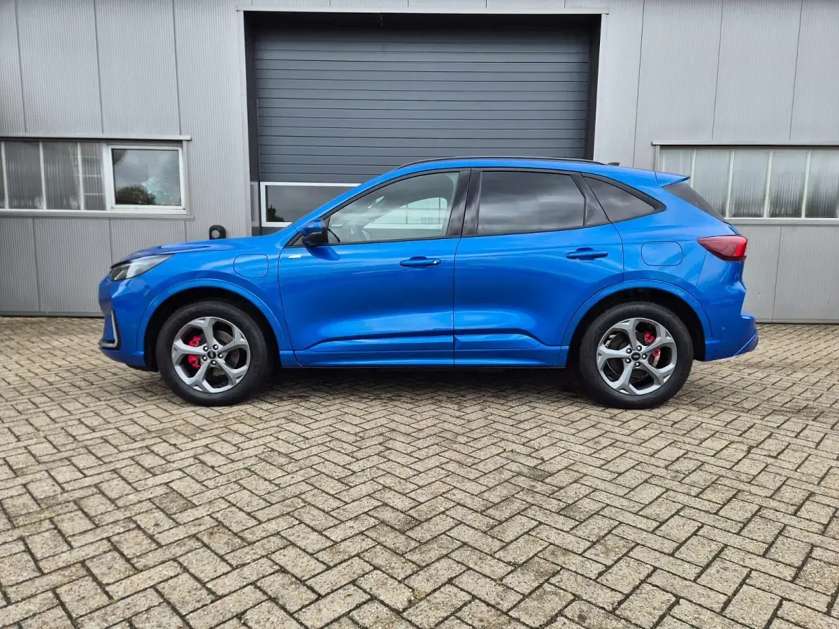 Neu Ford Kuga ST-Line X 242 PS (177 kW) 2026 Desert island blue metallic SUV