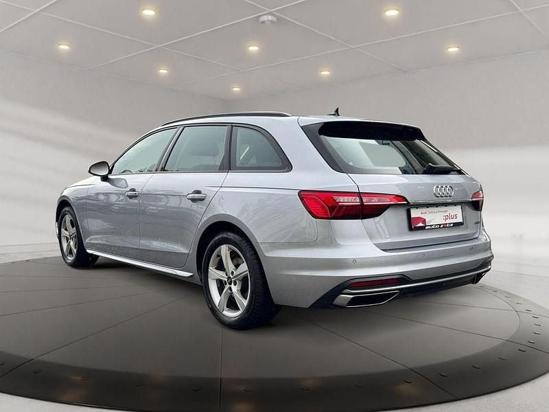 Gebraucht Audi A4 Advanced 204 PS (150 kW) 2022 Silber Kombi