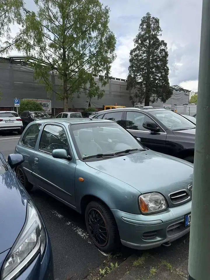 Gebraucht Nissan Micra Basis 54 PS (39 kW) 2001 Kleinwagen