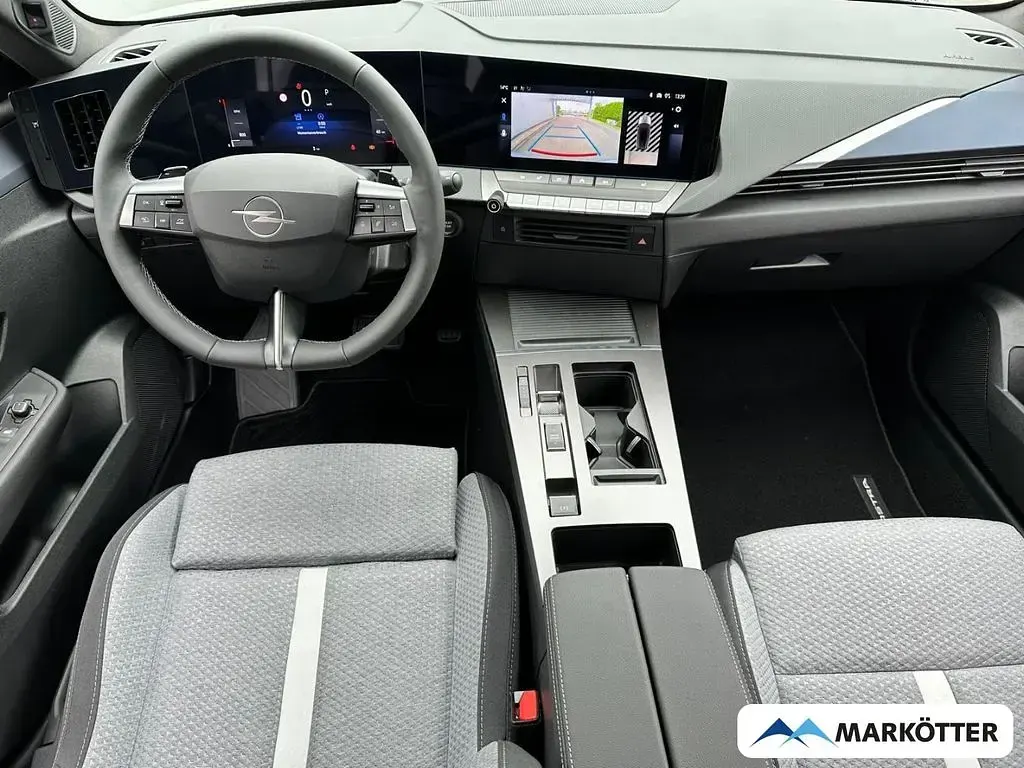 Neu Opel Astra Edition 131 PS (96 kW) 2026 Grau Kombi