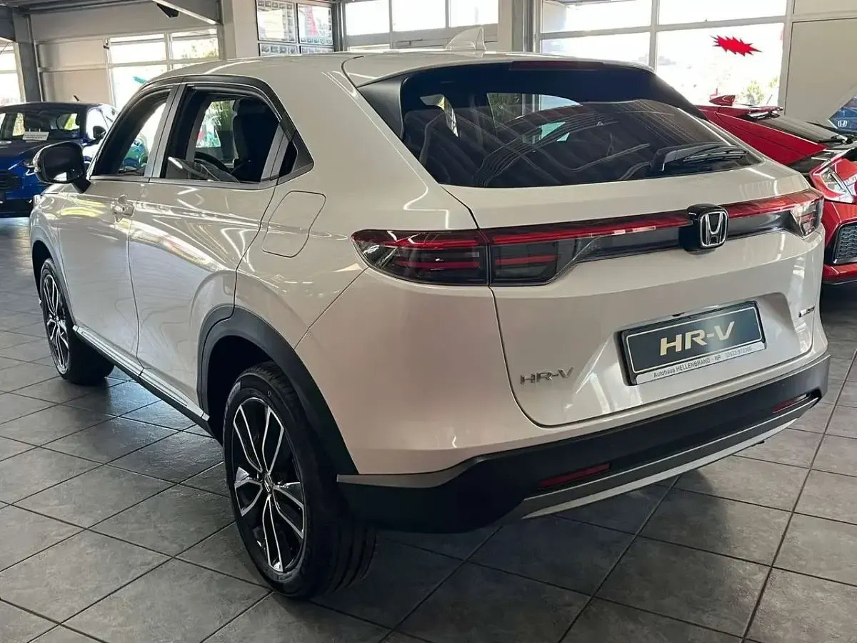 Neu Honda HR-V Elegance 107 PS (78 kW) 2025 Weiß SUV