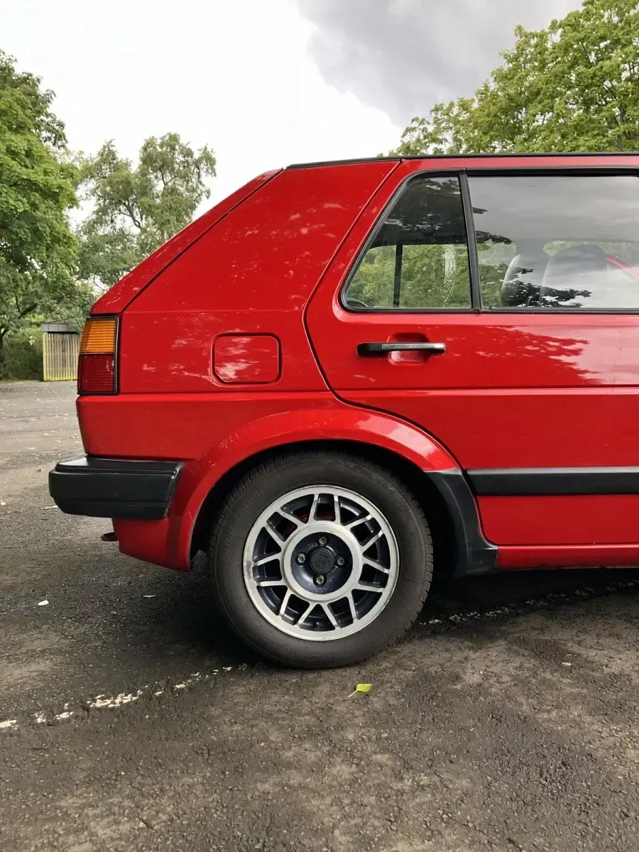 Gebraucht VW Golf II 75 PS (55 kW) 1990 Rot Kleinwagen
