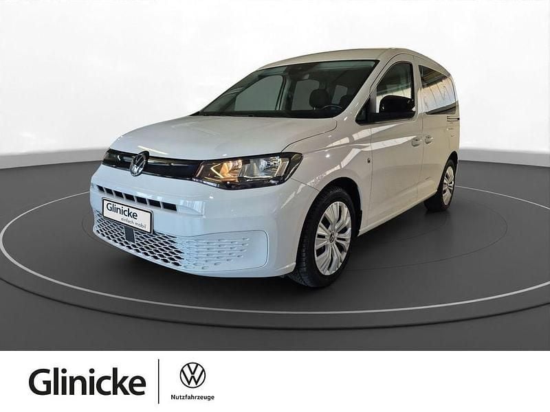 Gebraucht VW Caddy Basis 122 PS (89 kW) 2022 Weiß Van / Kleinbus