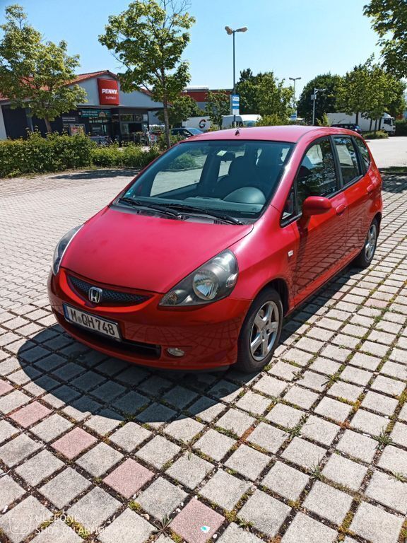 Rot Gebraucht 2008 Honda Jazz Kleinwagen | 1.200 € (Superpreis) - Bild 1/4