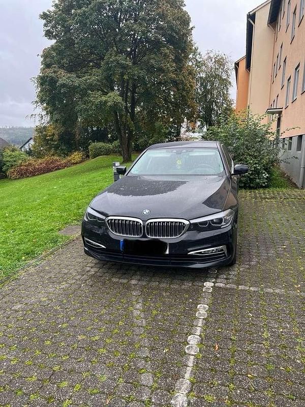 Gebraucht BMW 520 Luxury Line 190 PS (139 kW) 2017 Schwarz Kombi