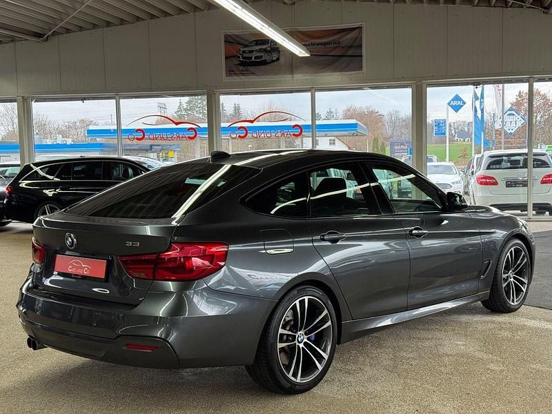 Gebraucht BMW 330 M Sport 258 PS (189 kW) 2016 Grau Limousine