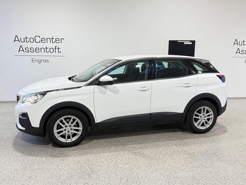 Weiß Gebraucht 2017 Peugeot 3008 Active SUV | 7.900 € (Guter Preis) - Bild 1/3