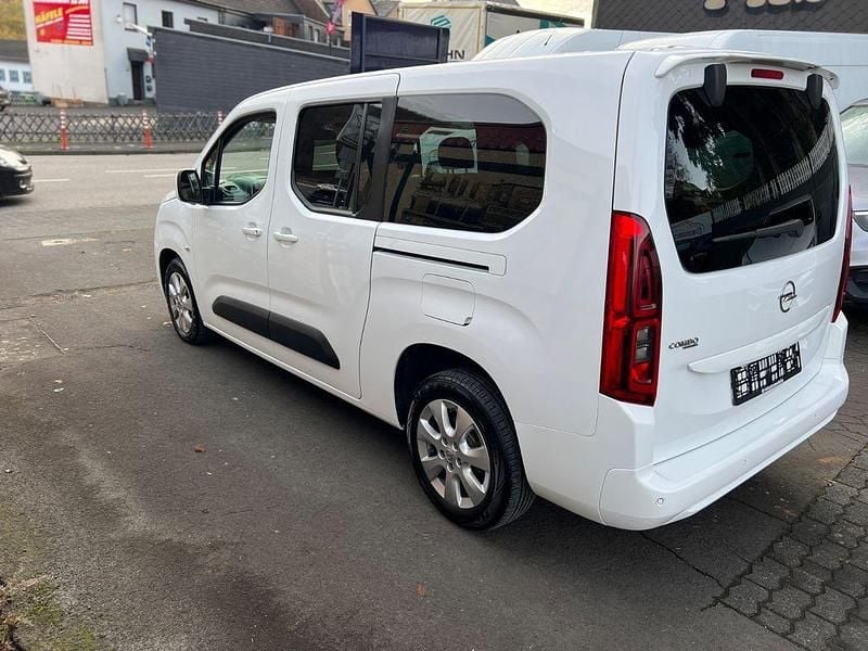 Gebraucht Opel Combo Life XL Elegance 102 PS (75 kW) 2021 Weiß Van / Kleinbus