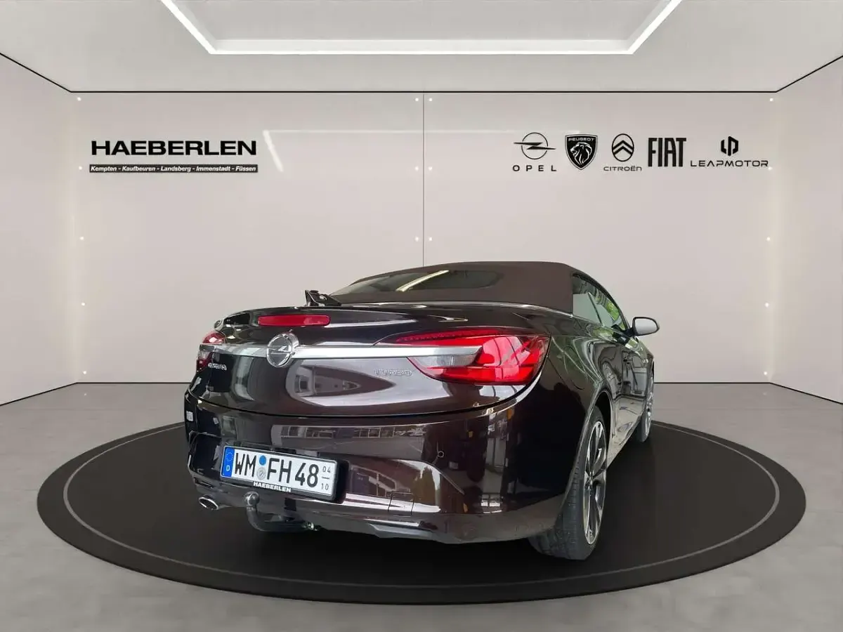 Gebraucht Opel Cascada Active 170 PS (125 kW) 2017 Braun Cabrio