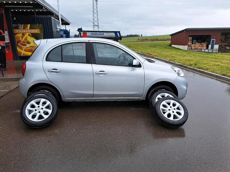Silber Gebraucht 2014 Nissan Micra Kleinwagen | 4.350 € (Guter Preis) - Bild 1/4