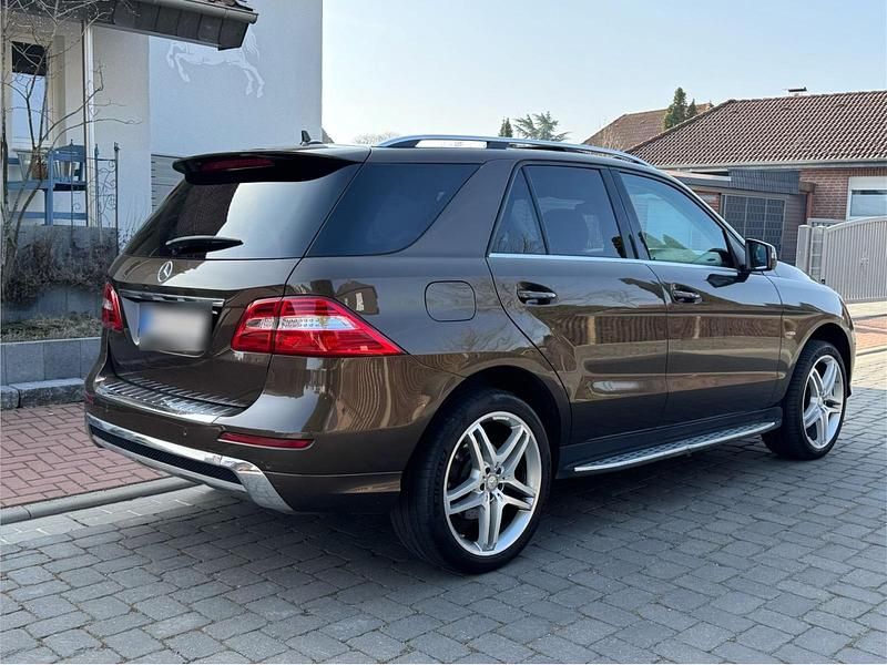 Gebraucht Mercedes ML350 AMG 258 PS (189 kW) 2012 Braun SUV