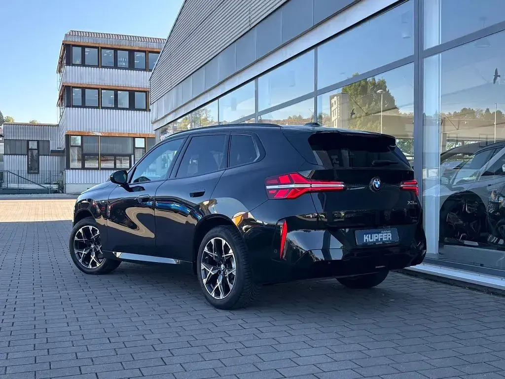 Używany BMW X3 Performance 208 KM (152 kW) 2025 Czarny SUV