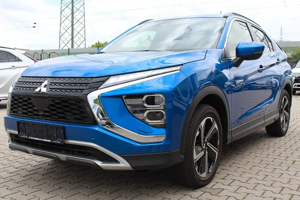 Used Mitsubishi Eclipse Cross Plus 188 HP (138 kW) 2022 Blue SUV
