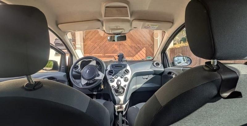 Schwarz Gebraucht 2015 Ford Ka Kleinwagen | 3.300 € (Fairer Preis) - Bild 1/3