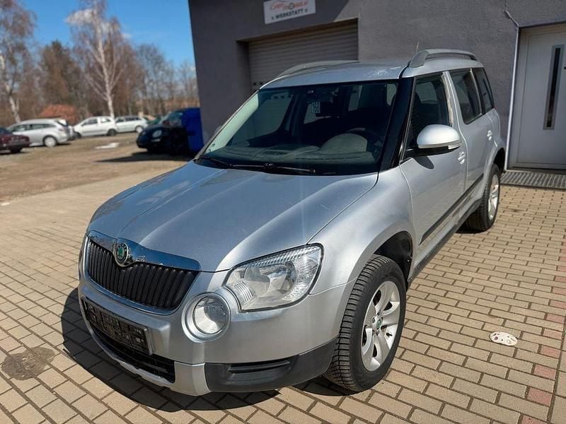 Gebraucht Skoda Yeti Ambition 110 PS (80 kW) 2012 Silber SUV