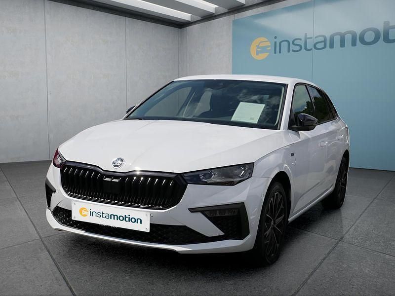 Weiß Gebraucht 2024 Skoda Scala Kleinwagen | 22.399 € (Fairer Preis) - Bild 1/4