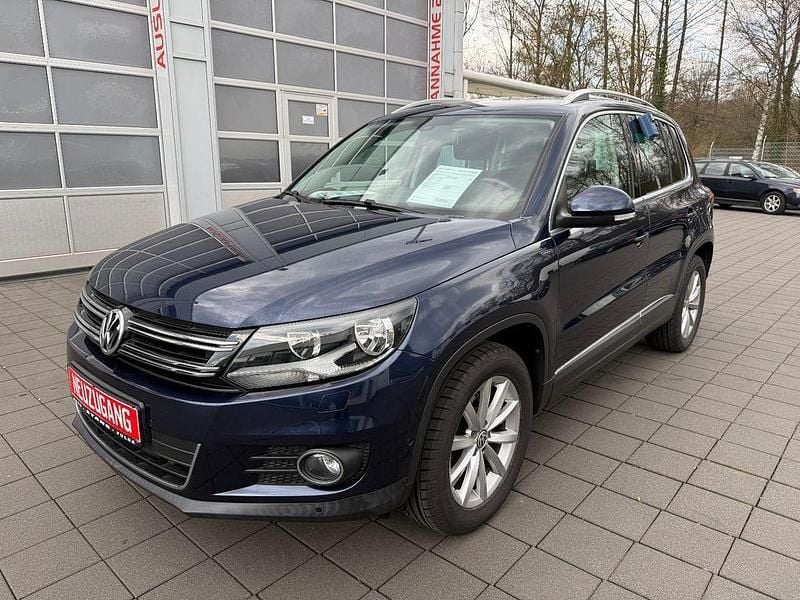 Gebraucht VW Tiguan LOUNGE 150 PS (110 kW) 2015 Blau SUV