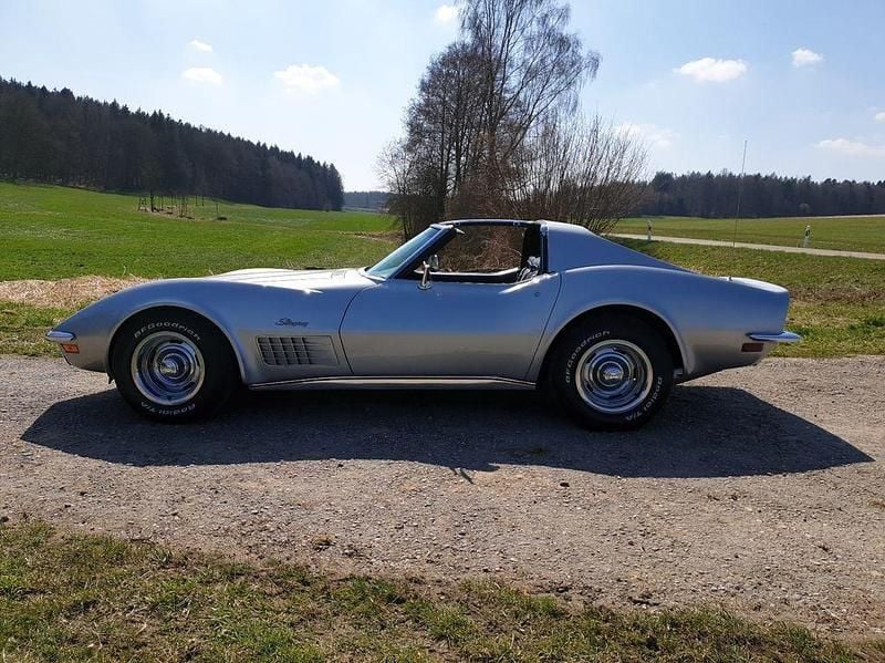 Silber Gebraucht 1971 Corvette C3 Coupé | 38.999 € - Bild 1/4