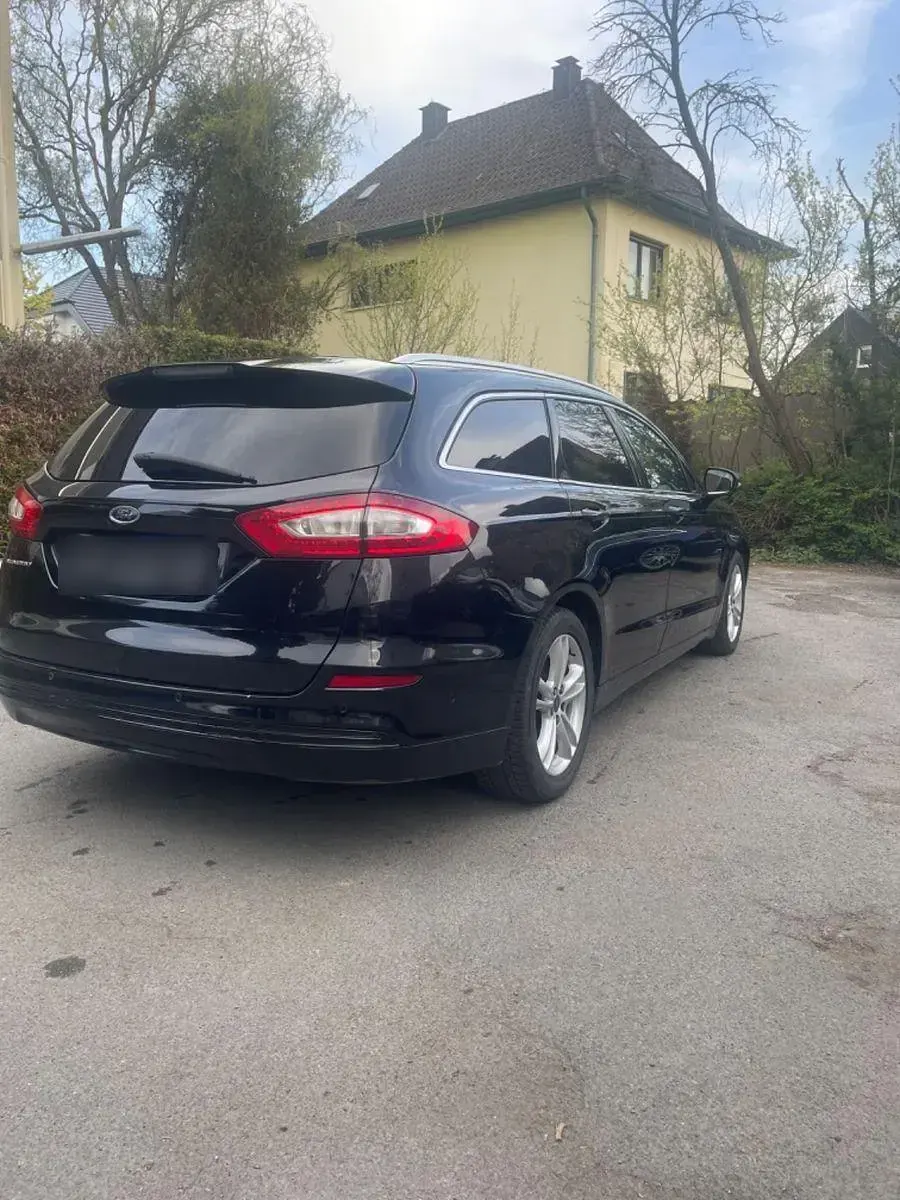Używany Ford Mondeo Trend 150 KM (110 kW) 2016 Czarny Kombi