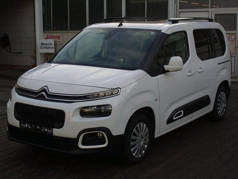 Gebraucht Citroën Berlingo Live 131 PS (96 kW) 2019 Weiß Van / Kleinbus