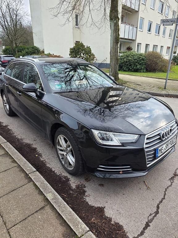Gebraucht Audi A4 Ambiente 190 PS (139 kW) 2017 Schwarz Kombi