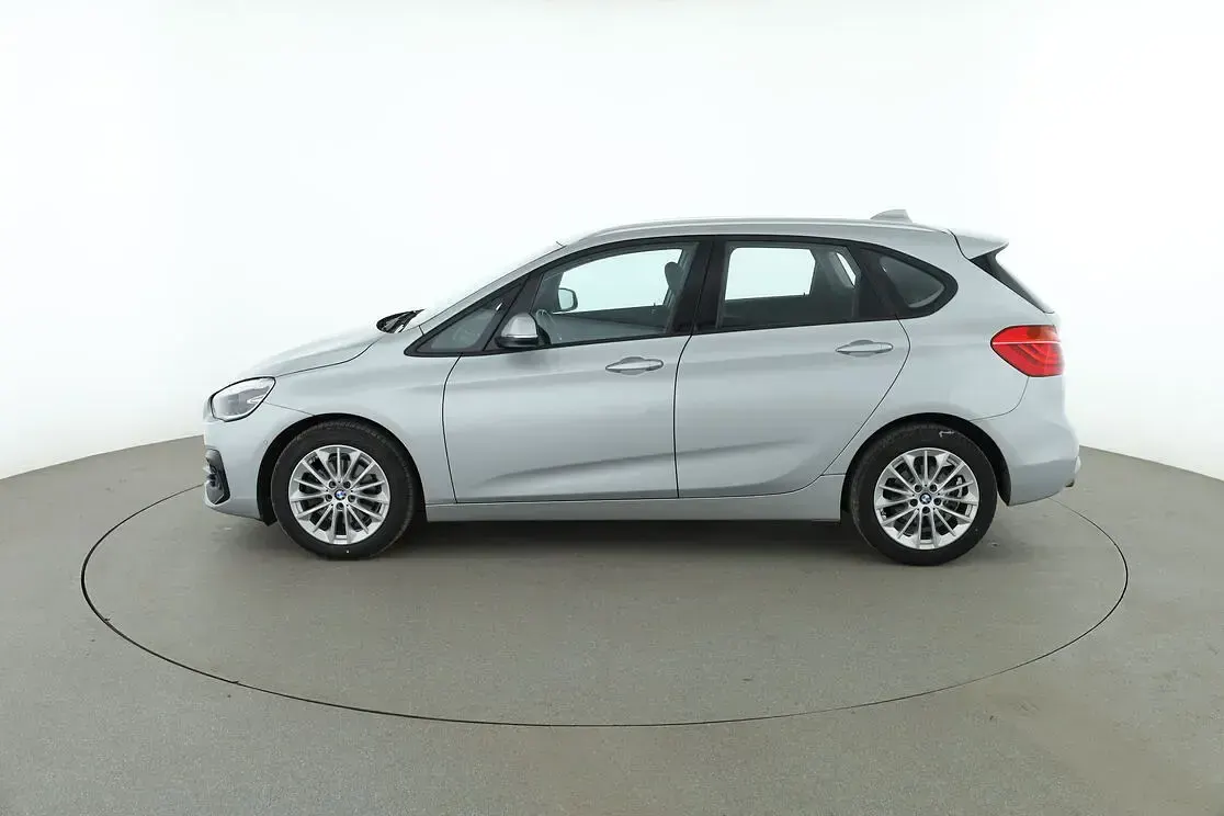 Gebraucht BMW 220 Active Tourer Sport Line 190 PS (139 kW) 2020 Grau Van / Kleinbus