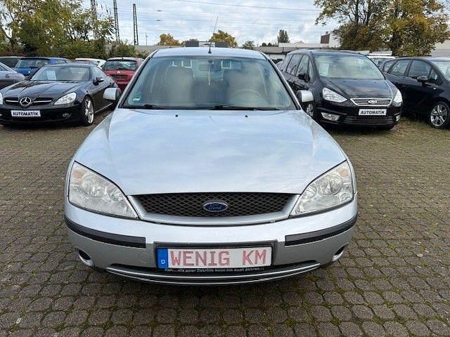 Gebraucht Ford Mondeo Trend 110 PS (80 kW) 2001 Silber Limousine