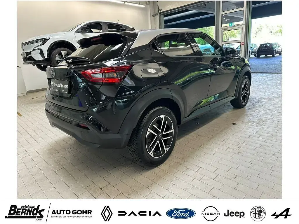 Second-hand Nissan Juke N-Connecta 114 CP (83 kW) 2024 Negru SUV