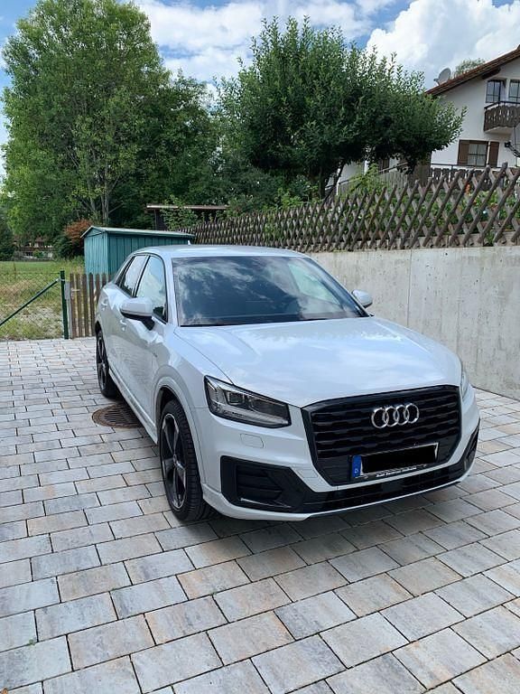 Gebraucht Audi Q2 Sport 150 PS (110 kW) 2018 Weiß SUV